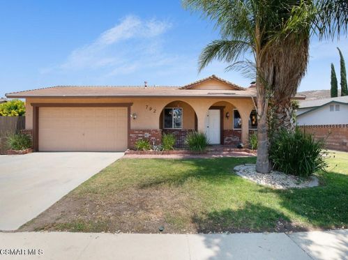 792 Wishard Ave, Simi Valley CA  93065-5676 exterior