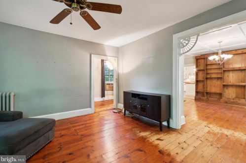 127 Bellevue Ave, Langhorne PA 19047-5264 exterior