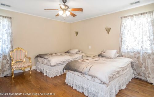 122 Caranetta Dr, Lakewood NJ  08701-3120 exterior