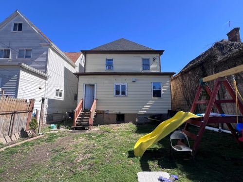 1375 5th Ave, New Kensington PA  15068-4409 exterior