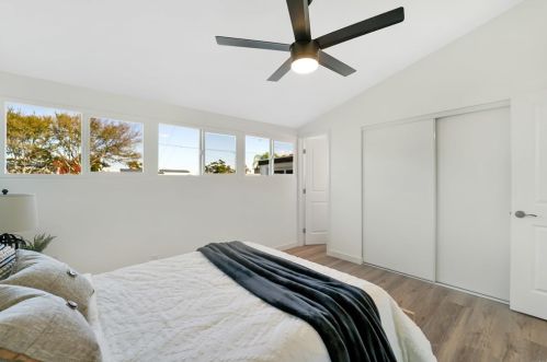 3350 Dorchester Dr, San Diego CA 92123-2641 exterior