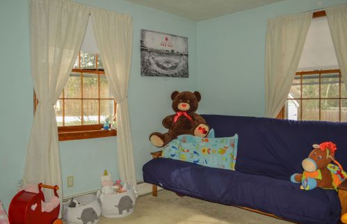 57 Sawyer Rd, Keene NH  03431-2135 exterior