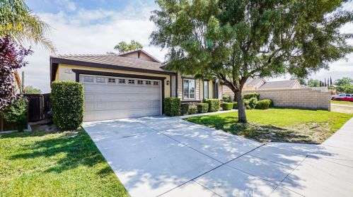 2107 Roanoke St, San Jacinto, CA 92582-6989
