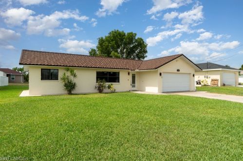 226 31st St, Cape Coral, FL 33904-3471