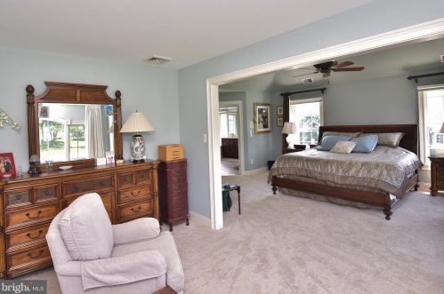 116 Osborne Cir, Kennett Sq PA  19348-1910 exterior