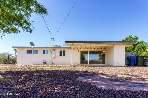 8409 Mary Dr, Tucson AZ  85730-2038 exterior