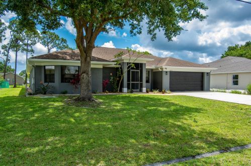 2873 Collings Dr, Fort Pierce, FL 34953-4142