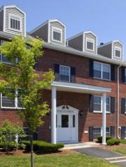 51 Keyes Dr, Peabody MA  01960-8003 exterior