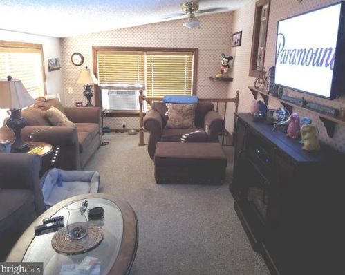 128 Bergen St, Gloucester NJ  08031-2702 exterior