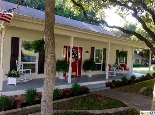 1400 Elizabeth Cir, Salado, TX 76571-9338