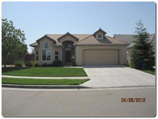 5527 Ensanada Ave, Fresno, CA 93723-7651