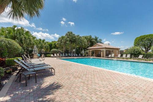 7181 Foxworth Ct, Boynton Beach FL  33437-6455 exterior