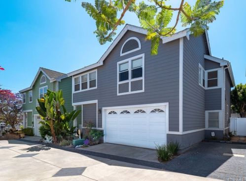 4551 171st St, Lawndale, CA 90260-3405