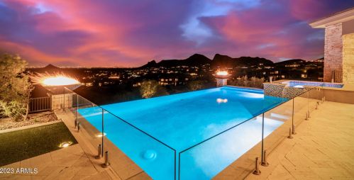 9710 Palisades Blvd, Scottsdale AZ 85268-2755 exterior