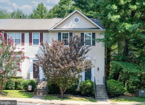 600 Club House Rd, Fredericksburg, VA 22406-1207