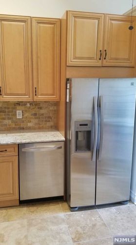 620 Plum Ter, Mahwah NJ  07430-3441 exterior