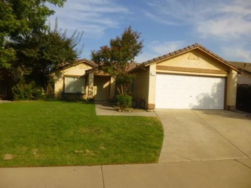 331 Shalako Dr, Valley Home, CA 95361-9683