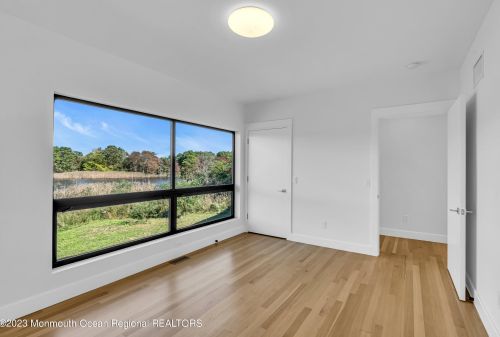 49 Cherokee Ln, Bricktown NJ  08724-4405 exterior