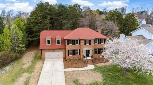 2804 Kings Mill Rd, Greensboro, NC 27407-6430