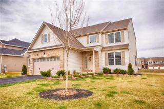 4476 Whitetail Dr, Nazareth, PA 18064-8684