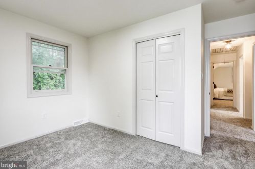 145 Ridings Way, Lancaster PA  17601-1707 exterior