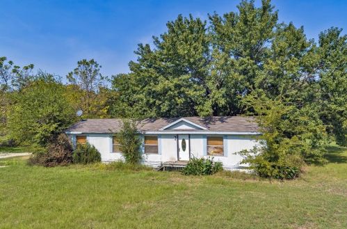 13975 Duck Creek Rd, Terrell, TX 75161-0863