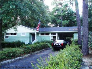409 Thornton Pl, Mobile, AL 36609-6135