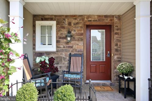 1066 Alden Way, Lebanon, PA 17042-9237
