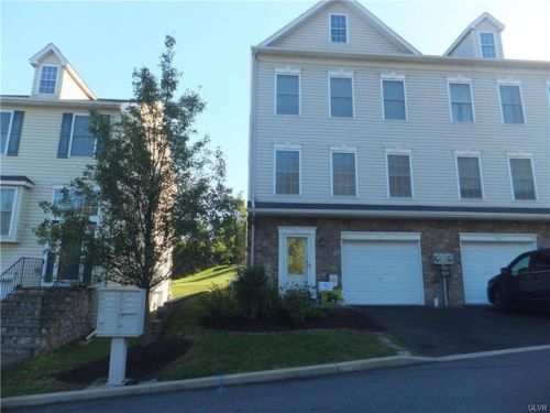 547 Avona Ave, Easton, PA 18042-6127