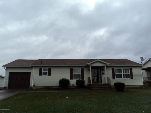 121 Maple St, Jessup, PA 18434-1209