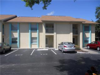 8151 Heatherwood Dr, Largo, FL 33777-3974