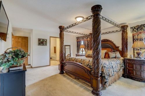 6109 108 Ave, Kenosha WI 53142-7263 exterior