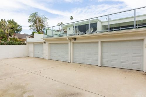 3041 Riverside Ter, Chino CA  91710-2965 exterior