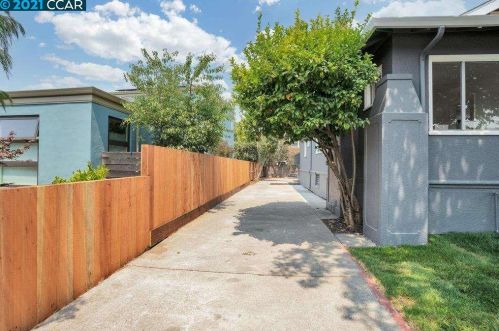 1349 Delaware St, Berkeley CA  94702-1408 exterior