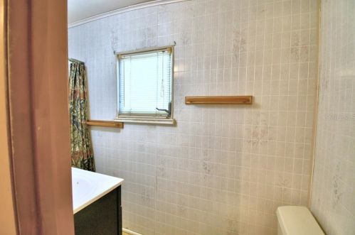 303 Raymond Ave, West Frost Proof FL  33843-9431 exterior