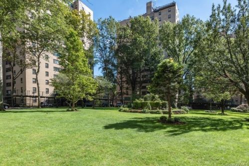 5 Fordham Hill Oval, Bronx, NY 10468-4854