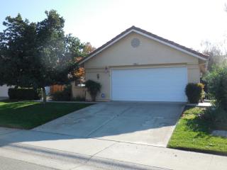 8141 Arroyo Vista Dr, Sacramento CA  95823-5935 exterior