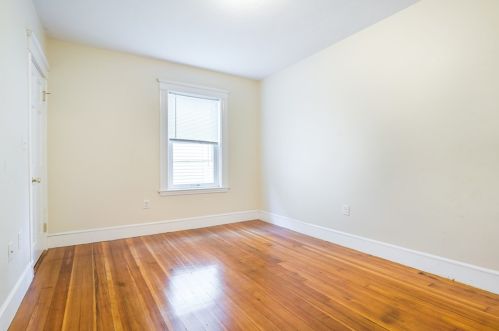 373 Ctr St, Boston MA exterior