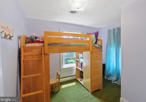 300 Mccolley St, Slaughter Beach, DE 19963-2066