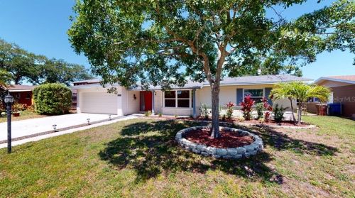 5925 27th Ave, Saint Petersburg, FL 33710-3368