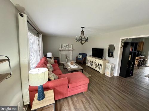 33156 Wandering Ln, Lewes, DE 19958-5403