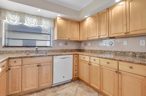 84 Capri B, Delray Beach, FL 33484-7914