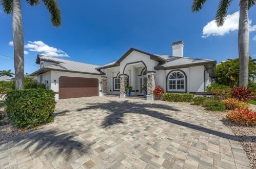 2849 47th Ter, Cape Coral, FL 33914-6030