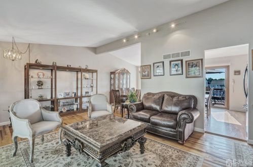 52 Margaret St, Old Bridge NJ  08857-2559 exterior