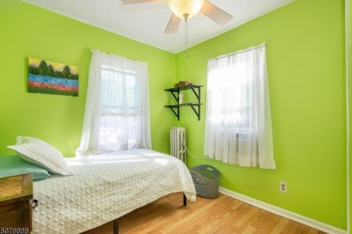 24 Olive St, Bloomfield NJ  07003-3209 exterior