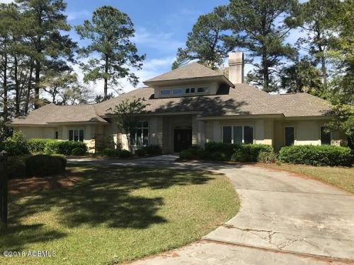 24 Tabby Point Ln, Bluffton SC  29909-4206 exterior