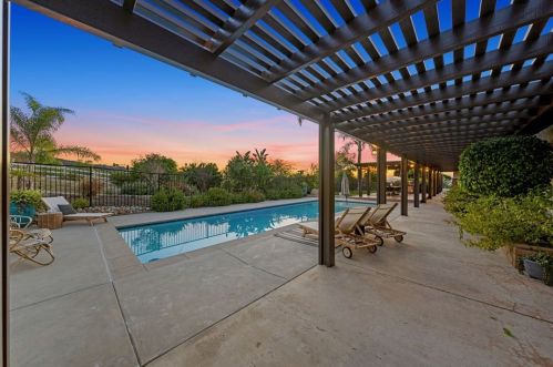 39386 Chaparral Dr, Temecula CA  92592-8822 exterior