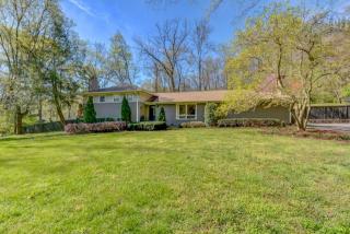 410 Grayson Dr, Nashville, TN 37205-3036