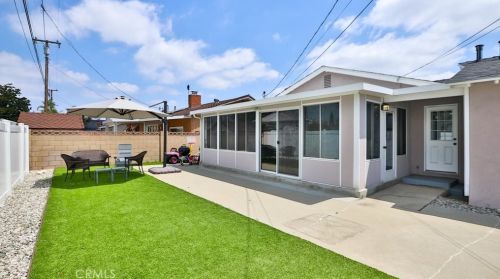 8469 Santa Fe Dr, Buena Park CA  90620-3132 exterior