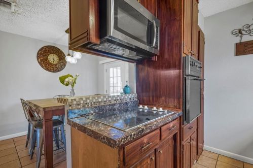 3454 Weber St, Fort Worth TX  76106-4637 exterior